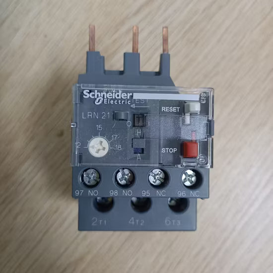 Schneider Thermal Overload Relay 24V DC