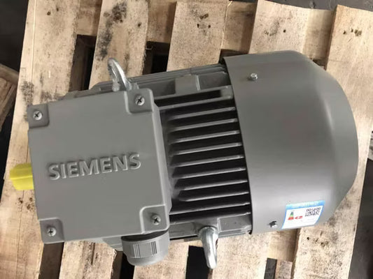 Siemens	Induction Motor 0.5 HP with VFD Starter